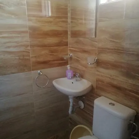 בית הארחה Къща Мариела סינמורץ